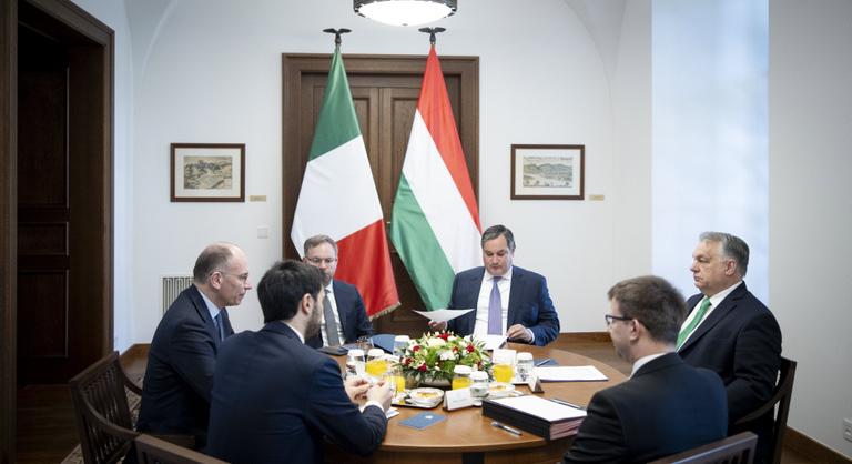 Orbán Viktor a közelgő magyar EU-elnökségi tervekről tárgyalt