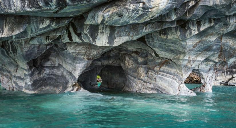 A világ egyik legszebb barlangja a chilei márvány barlang