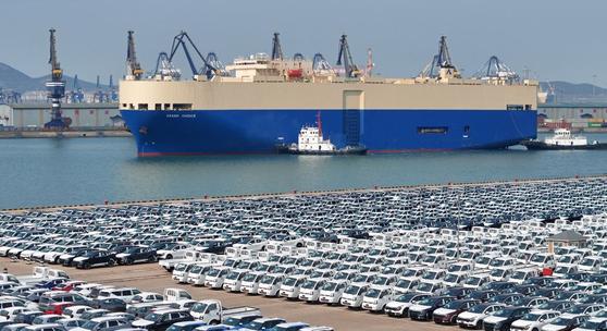 Kína olyan mennyiségű elektromos autót exportál, hogy több teherhajóra van szüksége - sokkal többre