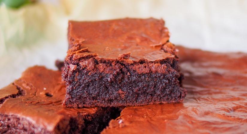 A legragacsosabb brownie receptje: kevés liszttel, rengeteg csokival