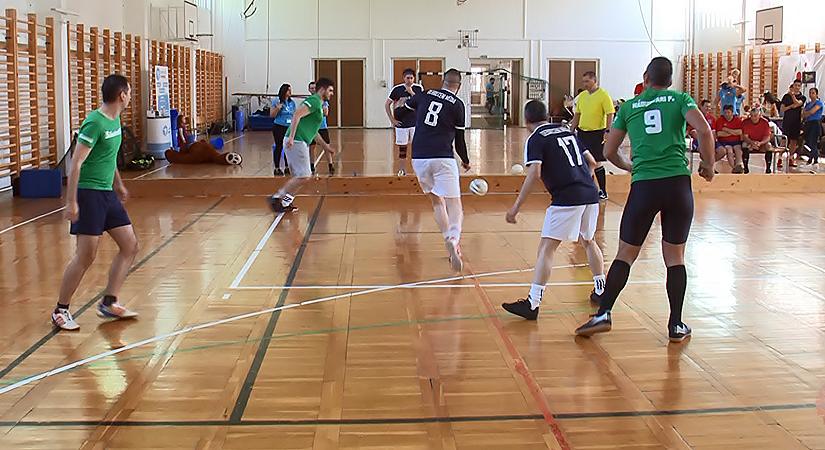 Arany Glóbusz: országos döntőbe jutott a Médiacentrum Debrecen futballcsapata