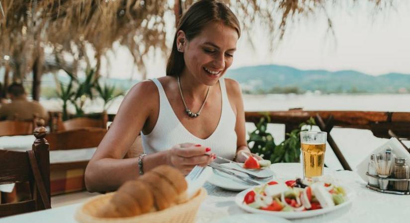 Ezért olyan egészségesek és karcsúak a görög nők: 3 zsírégető étel, amit gyakran fogyasztanak