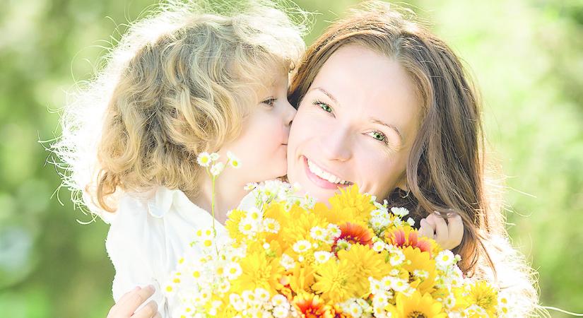 Az anyák napi üzenet az ajándék virágtól is függ