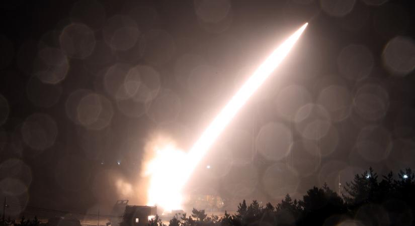 Amerikai gyártmányú rakétákat hatástalaníthatott az orosz légvédelem a Krím felett