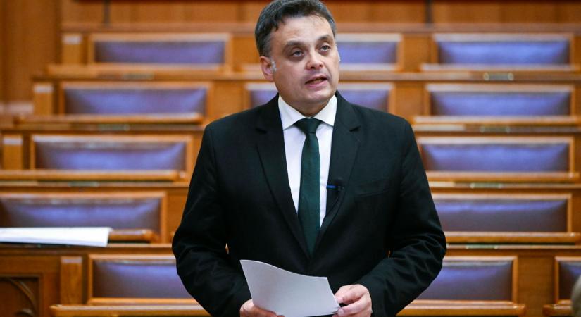 Latorcai Csaba: Magyar Péter olyan baloldalivá vált politikus, akit a guruló dollárokban érintett baloldaliak vesznek körül – VIDEÓ
