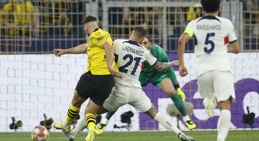 Tanári támadásból sokkolta a Dortmund a PSG-t