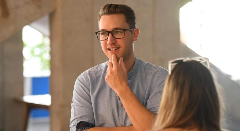 „Hallgassatok a szívetekre!” – Bedő Dávid, a Momentum frakcióvezetője nyílt levélben fordult a kisebb magyar ellenzéki pártok jelöltjeihez