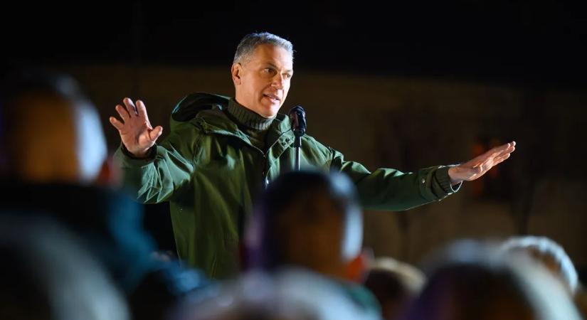 Lázár János üzent a vidéknek: a slimfit, zselézett hajú budai csávók nem fognak segíteni