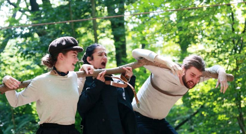 A Bakony erdeiben játszik Antigonét az Amargant