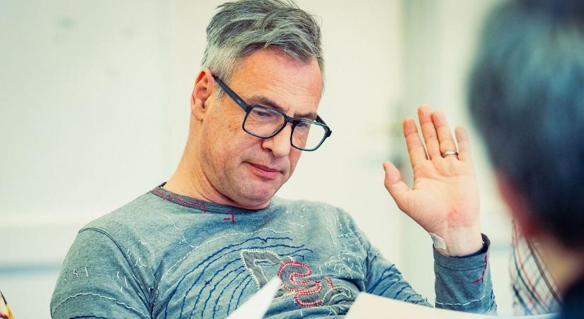 „A humor segít közelebb kerülni nehéz kérdésekhez” - Újabb bemutató előtt a Kőszegi Várszínház