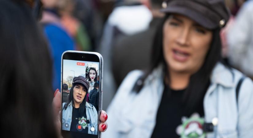 Tóth Gabi Tóth Veráról: Ő is eltávolodott a politikai nézeteim miatt, mert nem feltétlenül gondolunk ugyanazt a világról