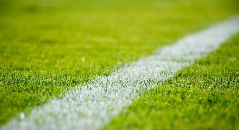 999 évre kibérelte a stadionját egy focicsapat