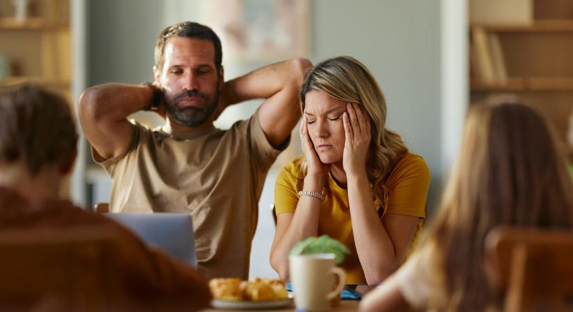 Így tanulnak a gyerekek abból, amit akkor mondasz, amikor nem hozzájuk beszélsz