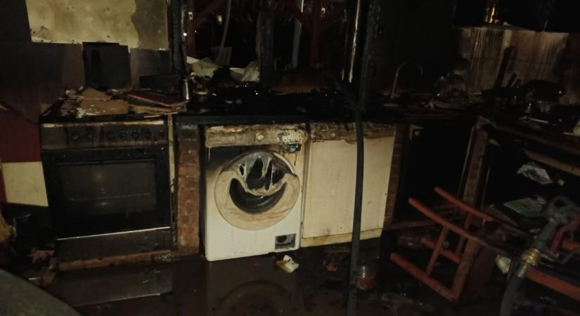 Családi háztűz Miskolcon: megsérültek az ott lakók