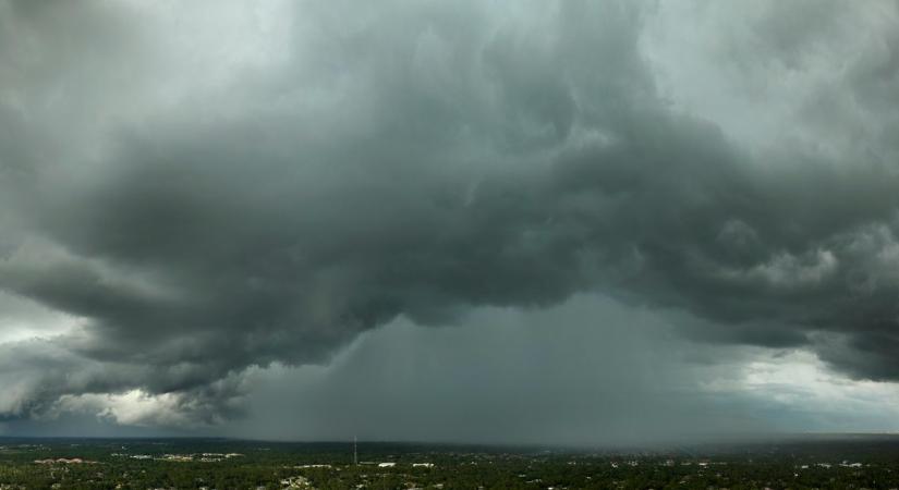 Borús idővel búcsúzik a hét Fejérben