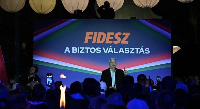 Robog tovább az országjárás: Orbán Viktor Miskolcon tart fórumot – kövesse élőben a Mandineren!