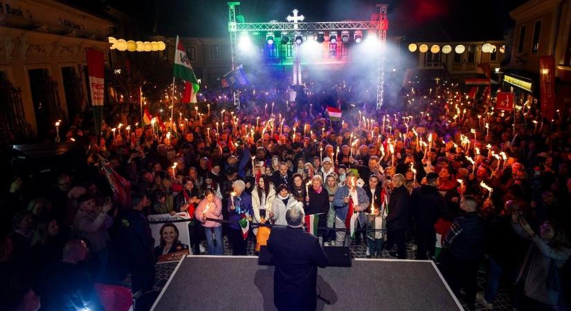 Miskolcon folytatja országjárását Orbán Viktor (élő)