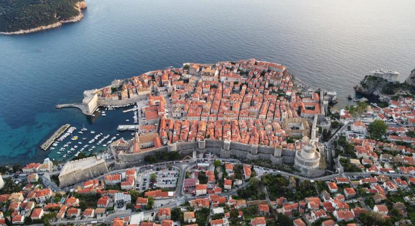 Ürge-Vorsatz Diána: tudomásul kell venni, hogy a vízpartokon már nem építkezhetünk akárhová