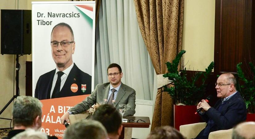 A választás tétje a béke és a biztonság megőrzése is (galéria)