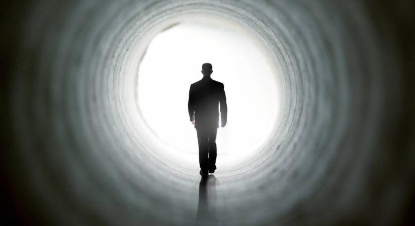 „Megjártam a poklot, démonokat láttam" - Halálközeli élményéből üzenettel tért vissza az apa