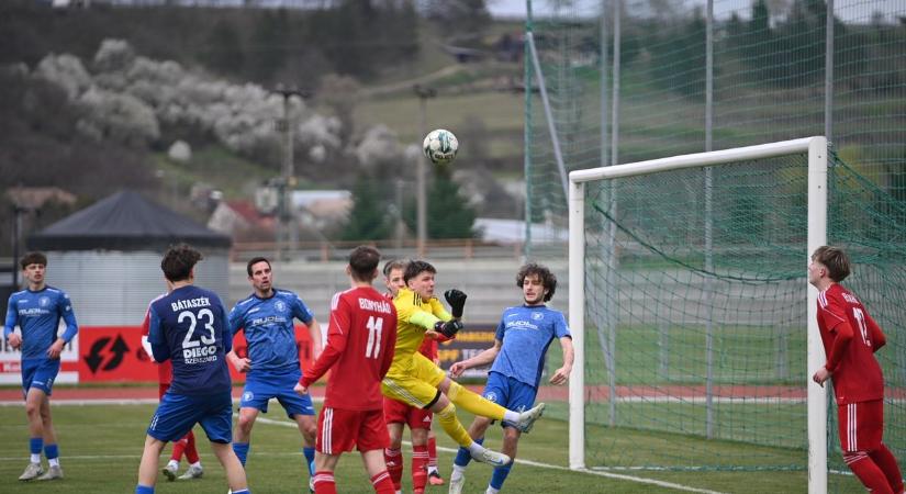 Balhéval zárult a dobogósok rangadója Bonyhádon