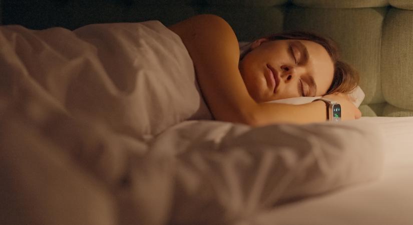 Kiderült: tönkrevághatják az alvást az alvásfigyelő alkalmazások