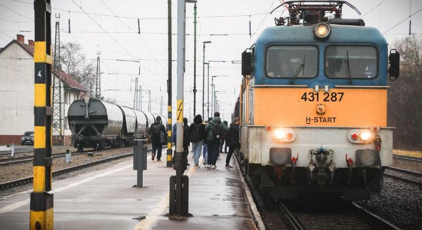 Tragédia: gázolt a vonat Pécs felé – változik a menetrend