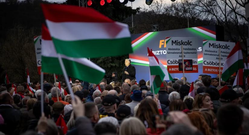 Országjárás: nézd meg Orbán Viktor szemszögéből a miskolci tömeget
