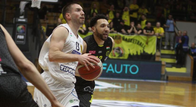 Kosárünnep Fehérváron, kiütötte az Alba a Falcót (galéria)