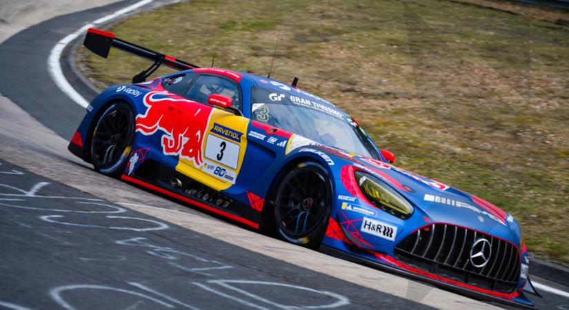 Verstappenék fölényes győzelmet arattak a Nordschleifén