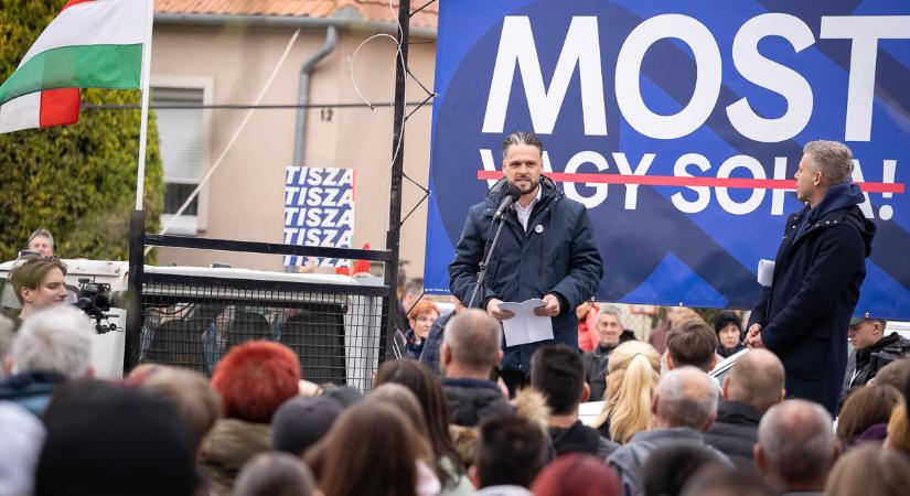 Nyúlon tartott lakossági fórumot Magyar Péter és Néher András