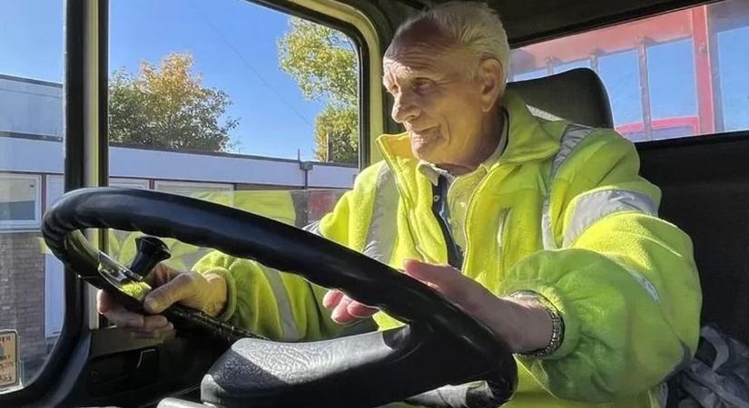 Vége van a jogosítványnak! 68 év felett nem újítható meg