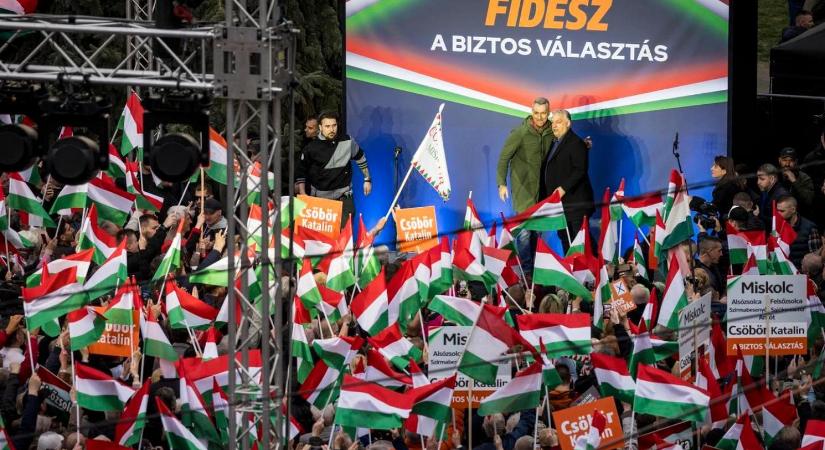 „Attól, hogy valaki tiszás, még nem ment el az esze” – így hajtott rá Orbán Viktor Miskolcon Magyar Péter választóira