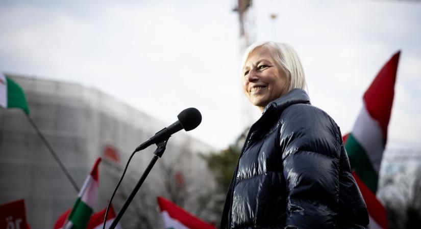 Meg kell őrizni Magyarország függetlenségét