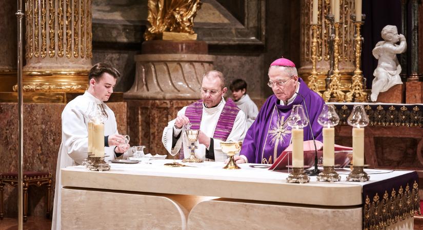 Könnyező Szűzanya ünnep – elkezdődött a hívek zarándoklata