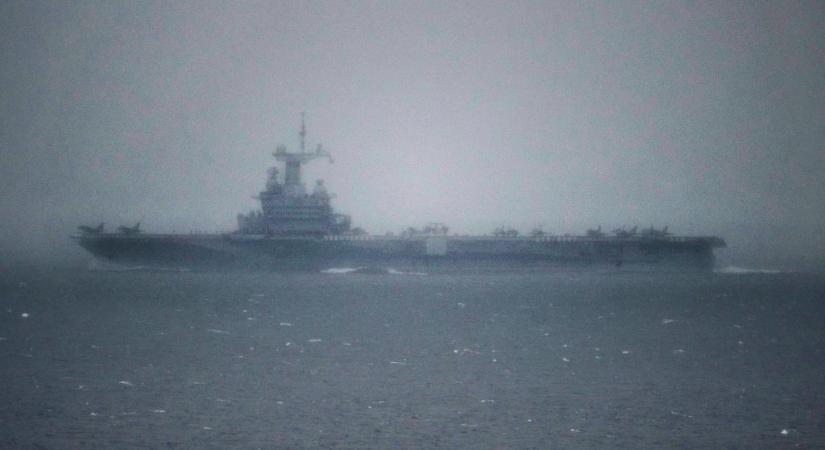 Egy tengerész véletlenül a futóalkalmazásával lebuktatta, merre van az egyetlen francia repülőgép-hordozó