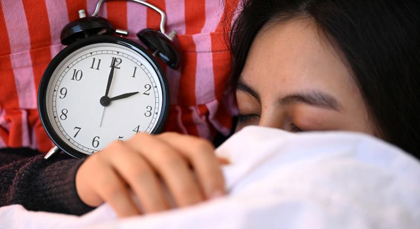 Sokkoló figyelmeztetés az univerzumtól: Ha pontban ekkor kelsz, annak hátborzongató oka van