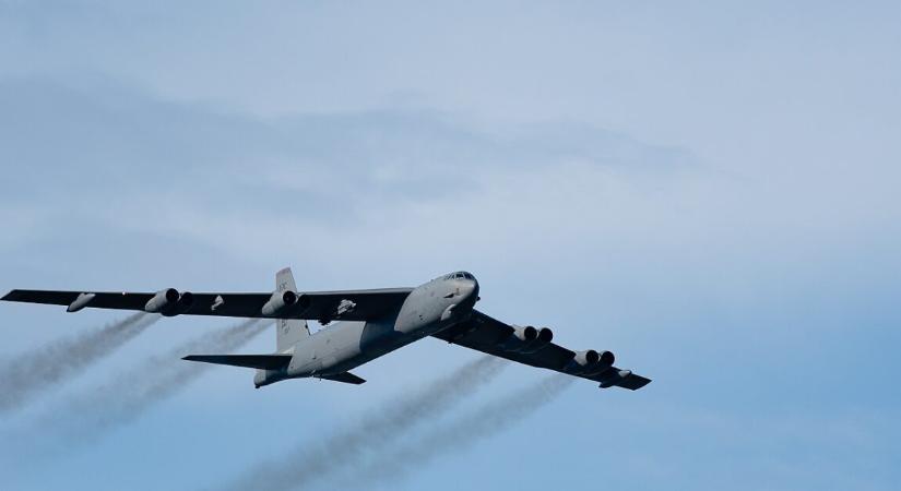 Döbbenetes méretű támadást indított az USA Irán ellen