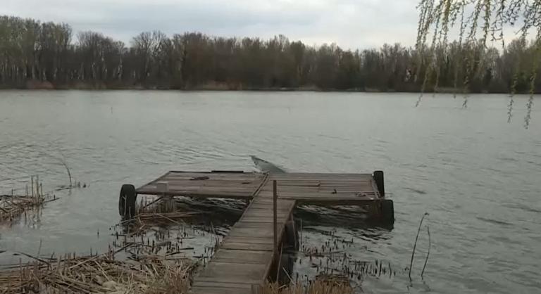 Beborult a Dunába két horgász, egyiküket újra kellett éleszteni