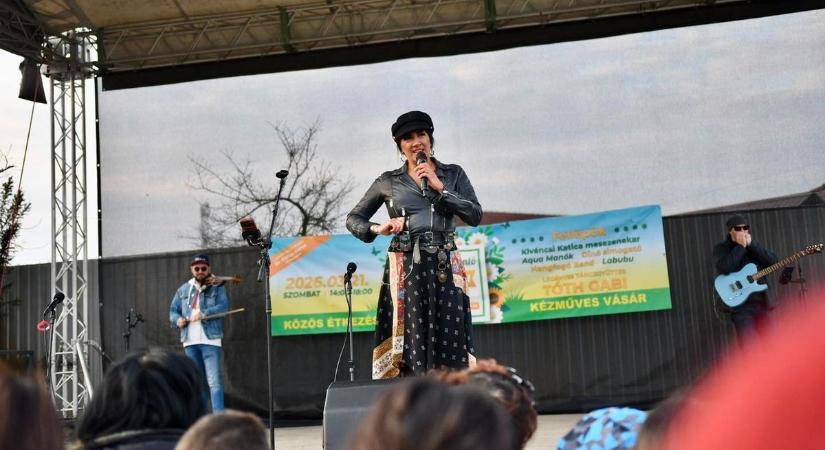 Felejthetetlen koncertet adott Tóth Gabi Debrecenben - videóval!