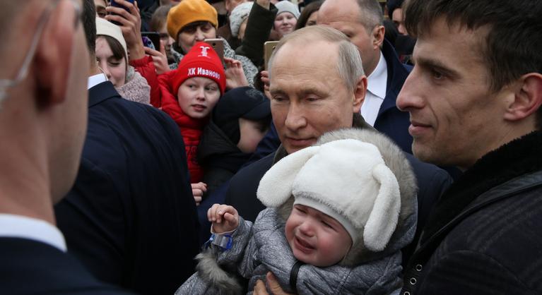 Pszichológushoz küldenék a gyermeket nem tervező nőket Oroszországban