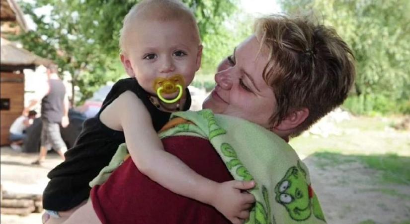 Egy kisfiú története, akinek már az élet első heteiben a túlélésért kellett harcolnia