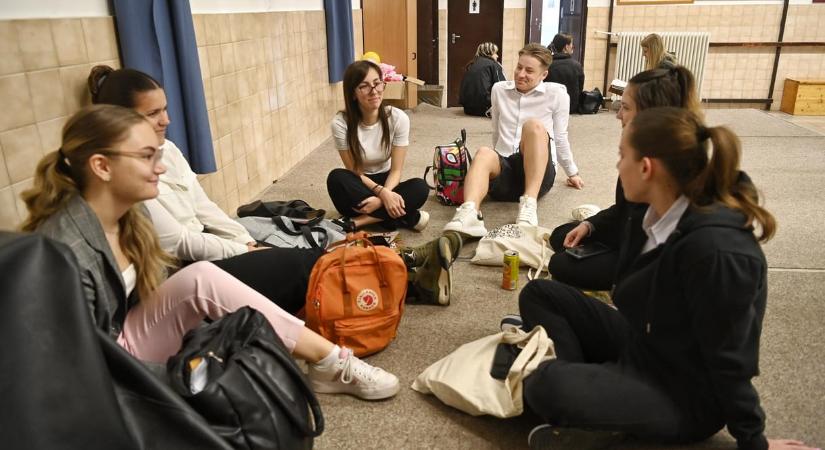 „Jó, ha egy félévben két igazán értelmes osztályfőnöki órát tud tartani az ember”