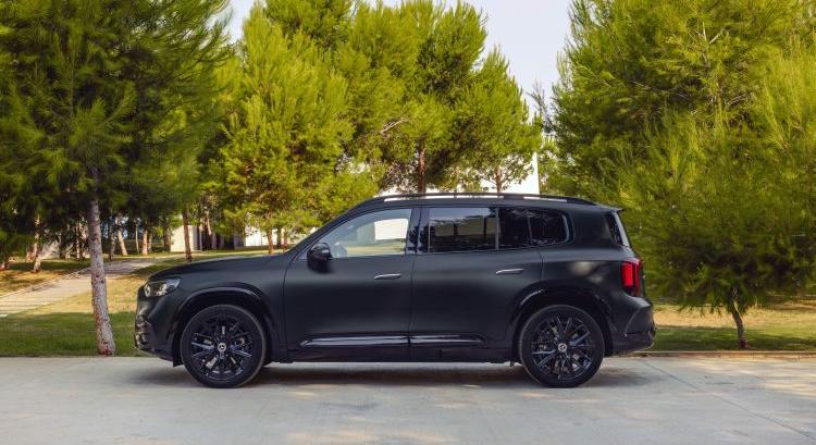 Új hibrid hajtással érkezik a Mercedes-Benz GLB