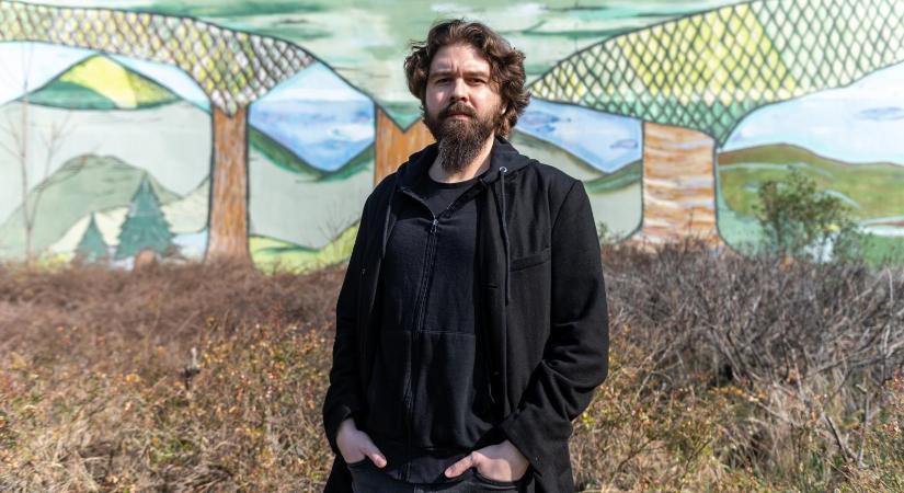 Rémisztő érzés, milyen könnyű gonosznak lenni – Böszörményi Mártonnal a félelem eredetéről