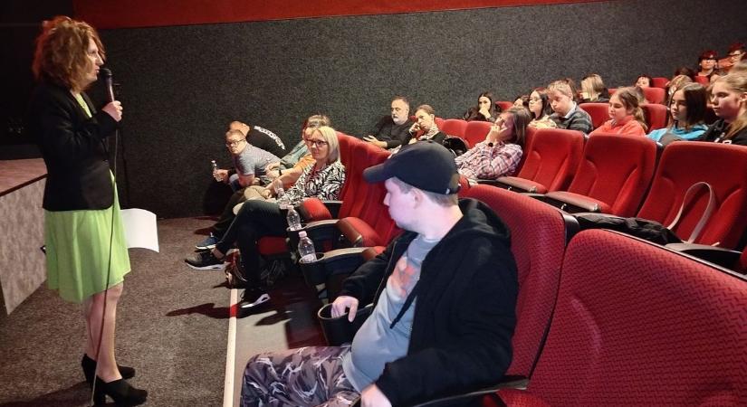 Álmai mindenkinek vannak! – Vetítés a Down-szindróma világnapján