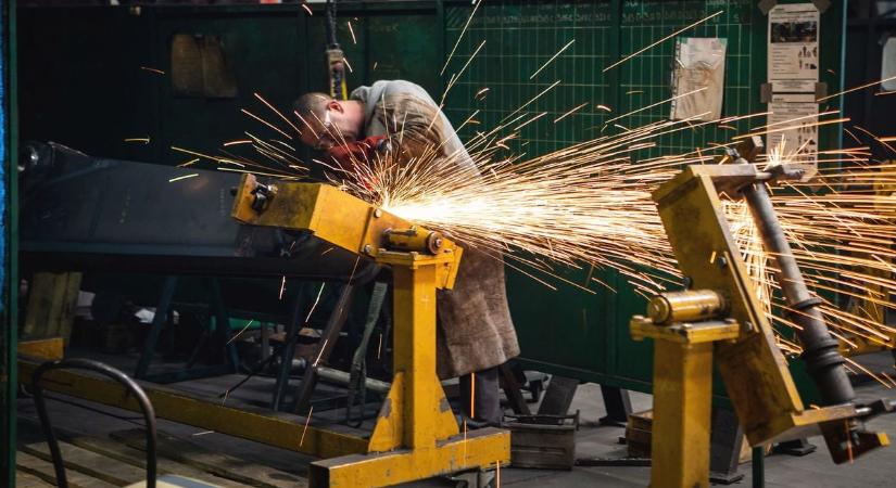 Akár 1 milliót is fizetnek Hevesben: mutatjuk, hol lehet most ennyit keresni