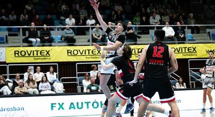 Magabiztos sikerével robog tovább a PVSK, de a feljutás már nem csak rajtuk múlik