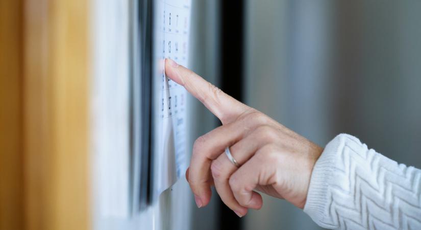 Családi pótlék utalás 2026 április: ekkor írják jóvá az összeget a bankszámlán áprilisban