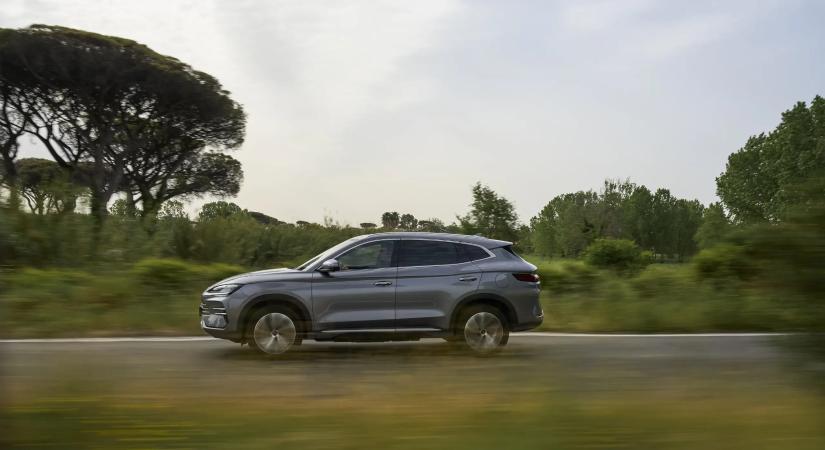 Durván megugrott a kínai autógyártók piaci részesedése Európában